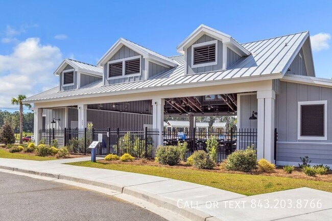 Building Photo - 473 Cedarview Rd
