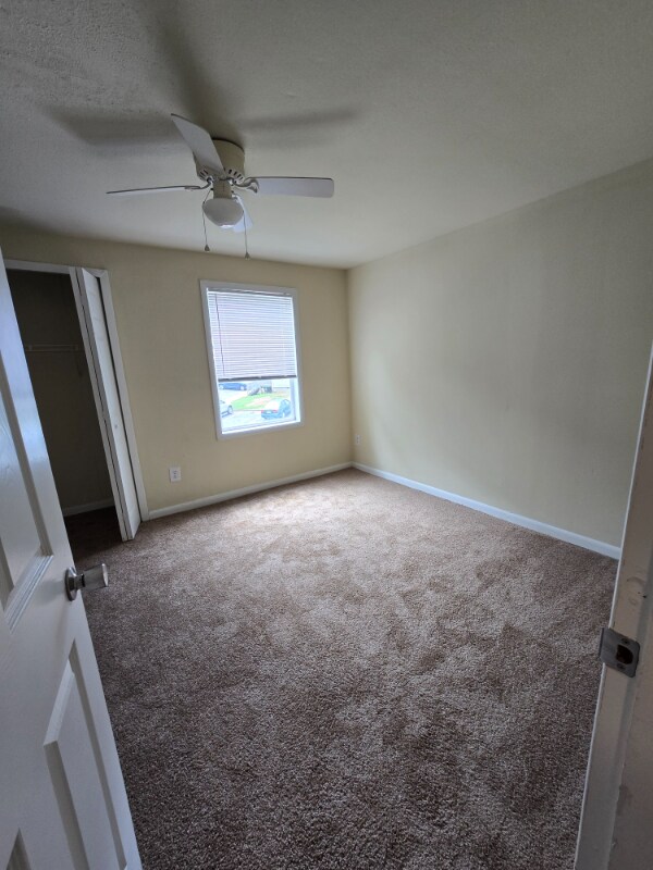 Building Photo - 3925 Keswick Pl