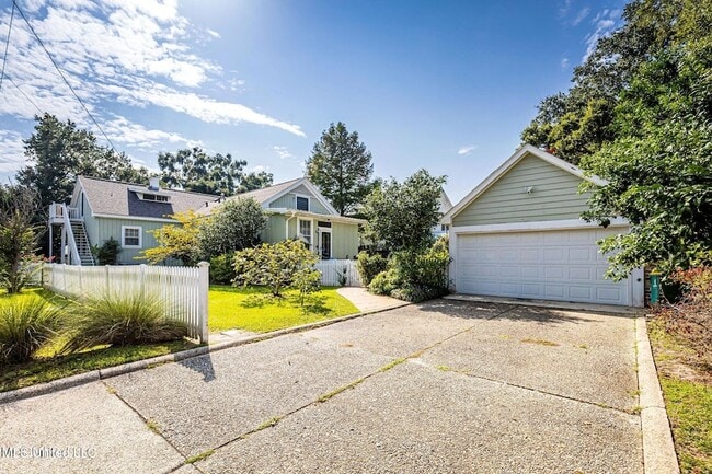 Building Photo - 145 St Francis St