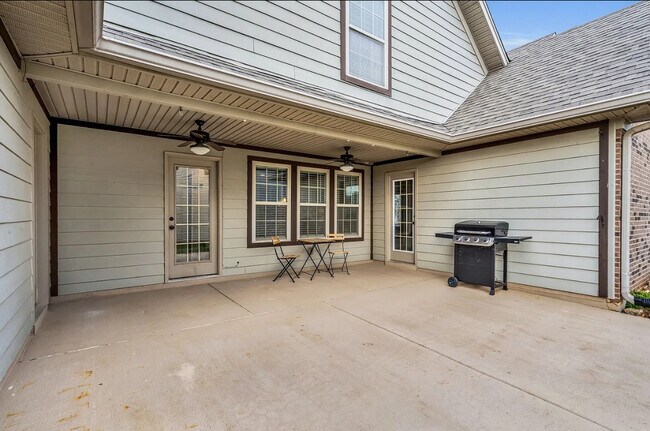 Building Photo - 1149 NJA Tate Dr