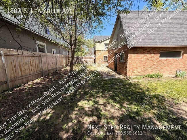Building Photo - 1803 S Leadville Ave