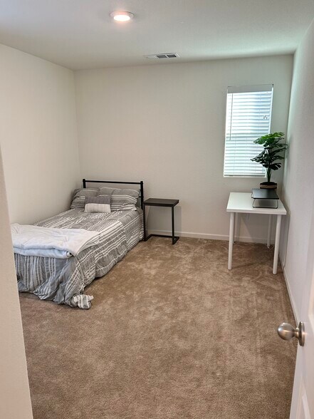 Building Photo - 8836 Sheldon Terrace Ln