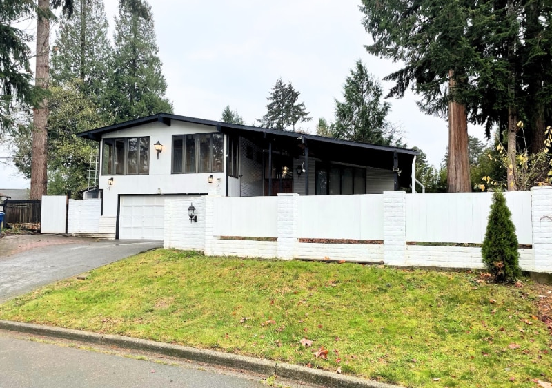 Building Photo - 12515 SE 74th St