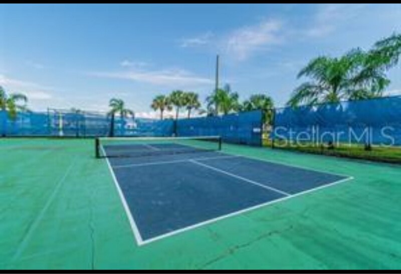 Building Photo - 201 Pompano Dr SE