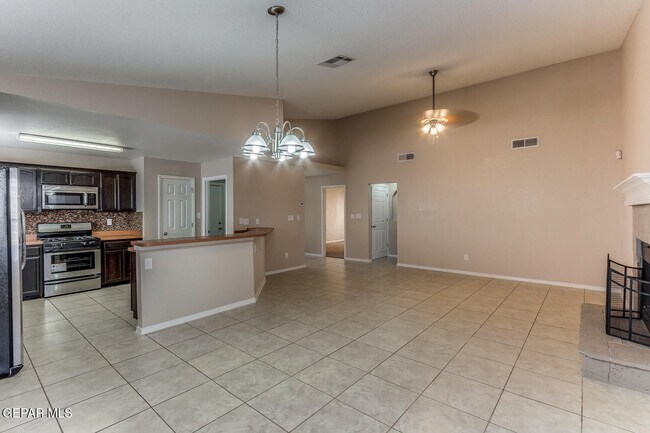 Building Photo - 3132 Tierra Bowles Dr