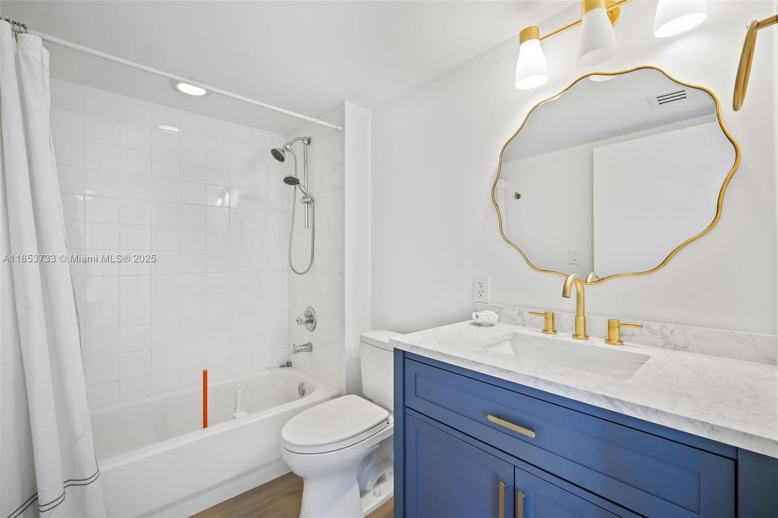 Building Photo - 650 West Ave