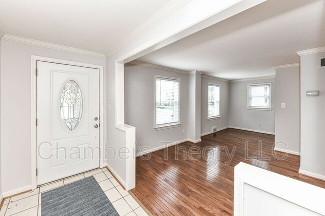 Building Photo - 1128 N Kentucky St