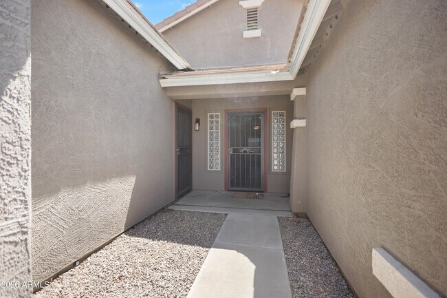 Building Photo - 2501 S 255th Dr