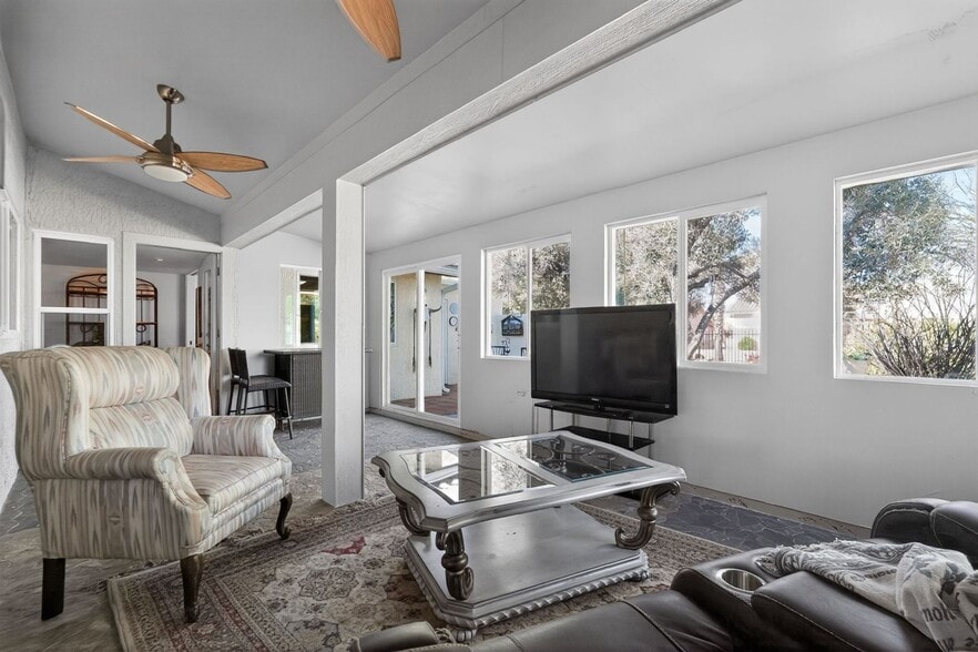 Building Photo - 21612 N 148th Dr