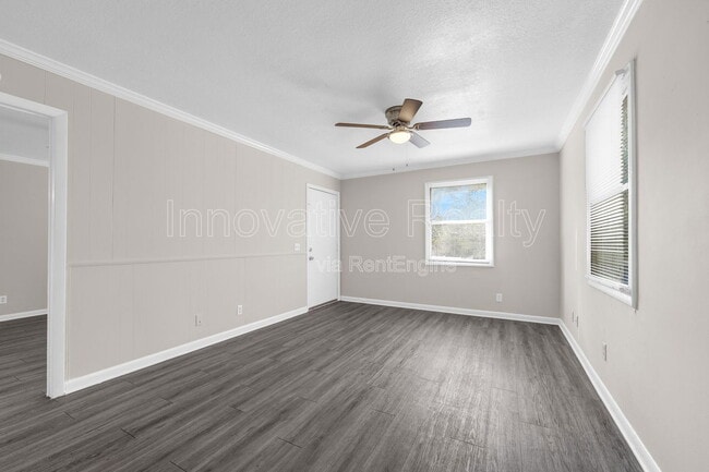 Building Photo - 5123 Curry Ford Rd