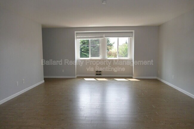 Building Photo - 1476 NW 70th St