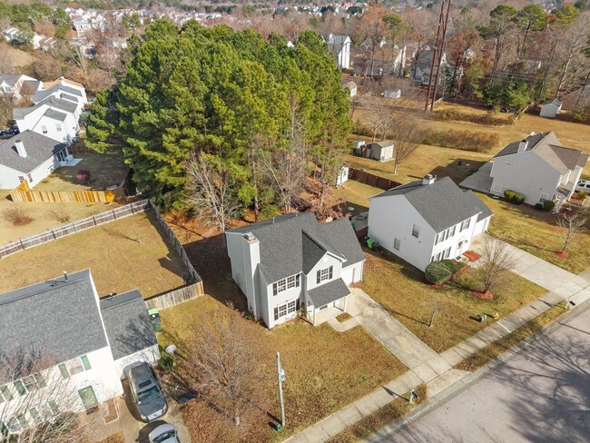 Building Photo - Updated 3BR Home with Garage, Pet Friendly!