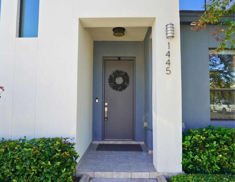 Building Photo - 1445 Ozark Ave