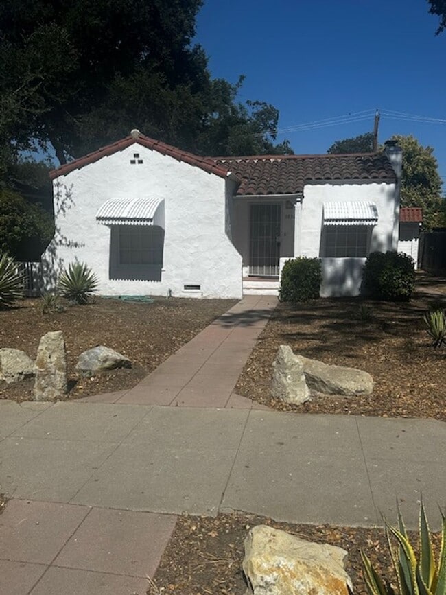 Primary Photo - Desirable Westside Home!