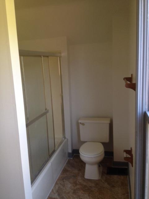 Building Photo - 2 bedroom in Elgin IL 60120