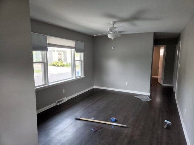 Building Photo - 220 Old County Line Rd