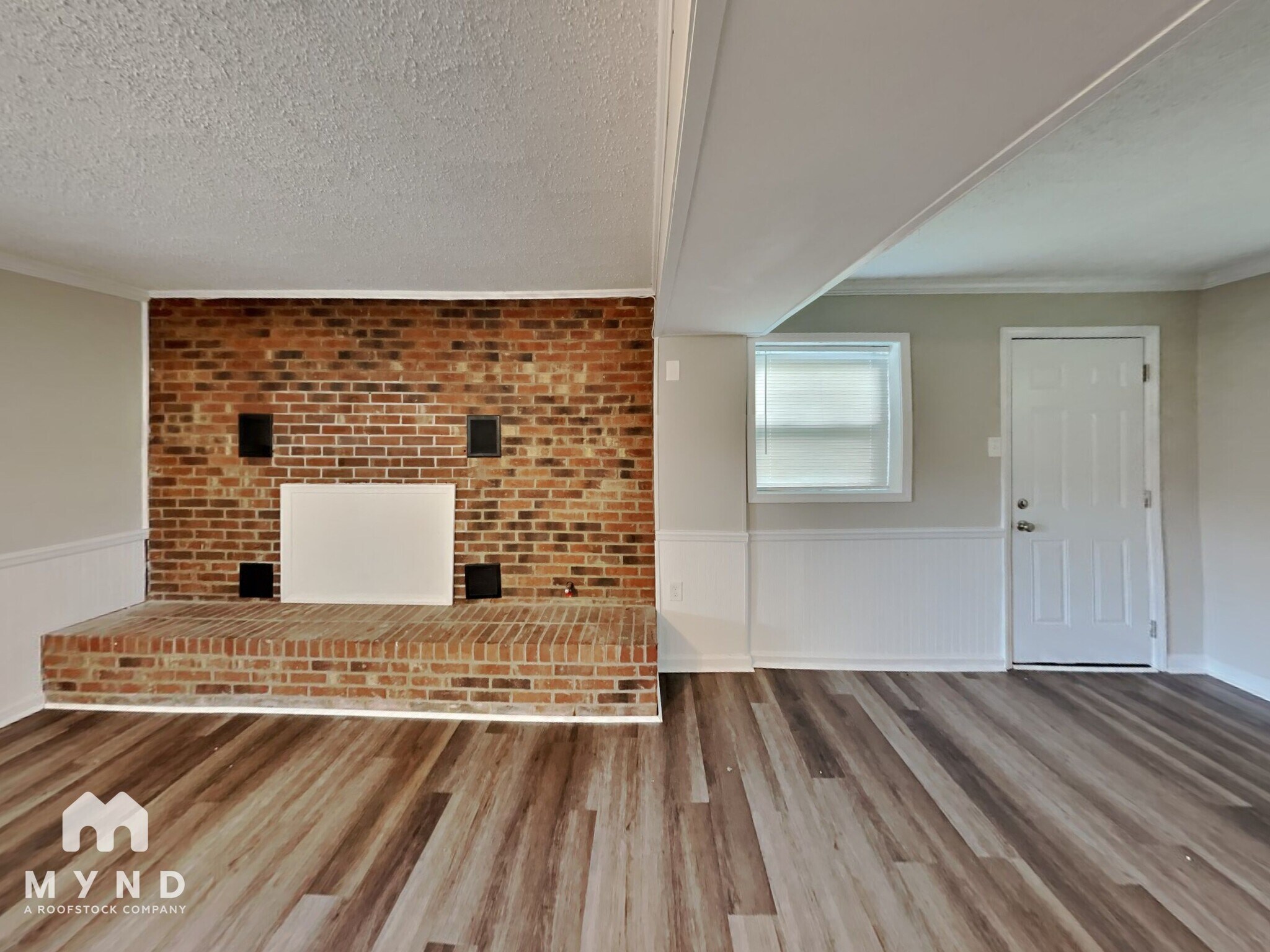 Building Photo - 1835 Mountainbrook Dr