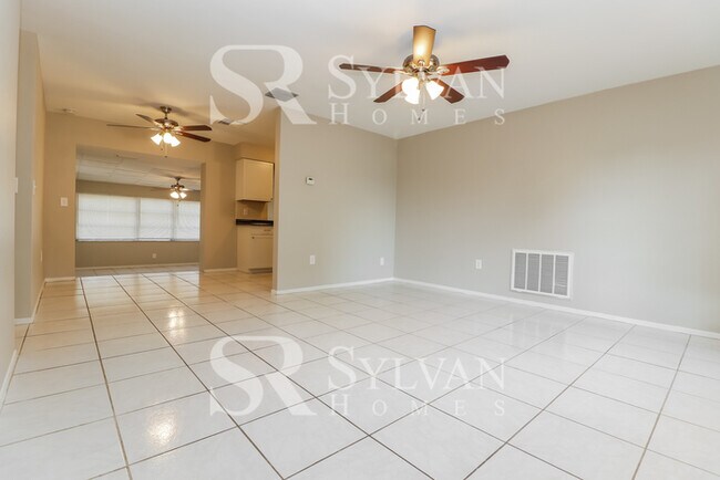 Building Photo - Coming HOME never felt so good!