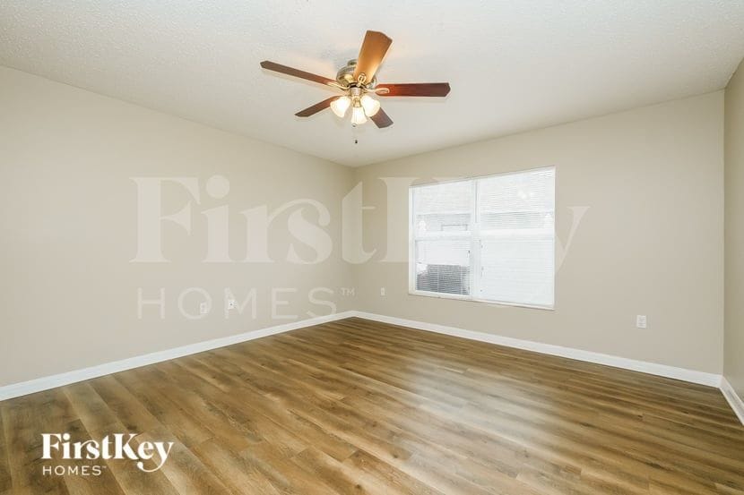 Building Photo - 6430 Gondola Dr