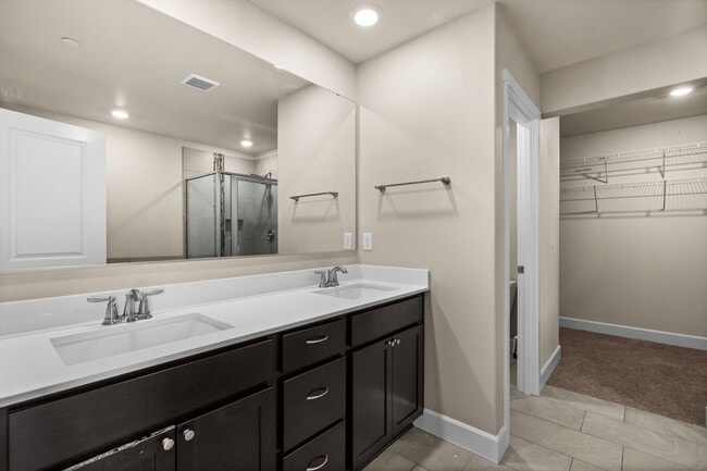 Building Photo - 4462 Sand Dollar Dr