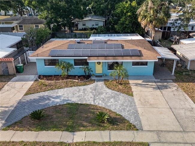 Building Photo - 4721 W Iowa Ave