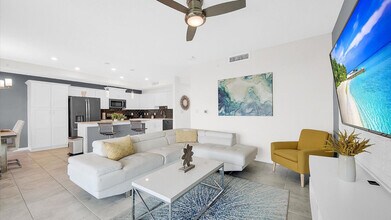 Building Photo - 3111 Paradox Cir