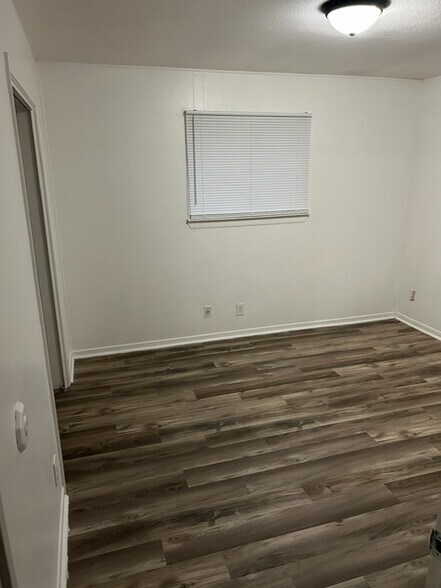 Bedroom 2 - 802 W 2nd St
