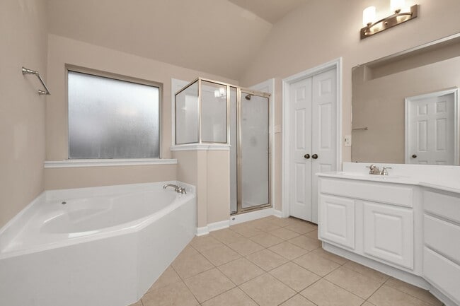 Building Photo - 25315 Walter Peak Ln