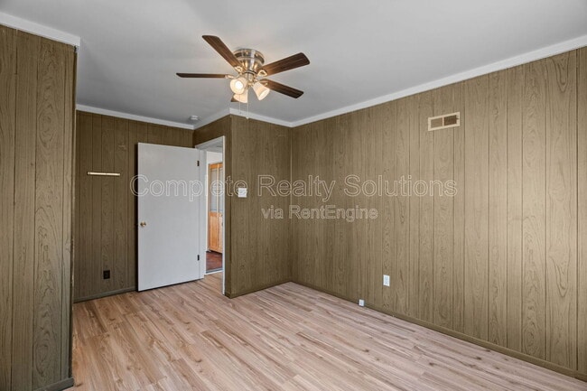 Building Photo - 3007 Hilleman Ave