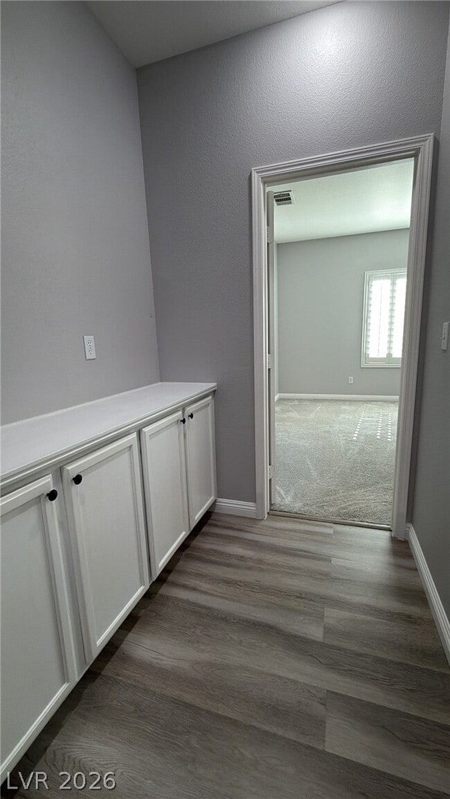 Building Photo - 2215 Heavenly Lights Ave