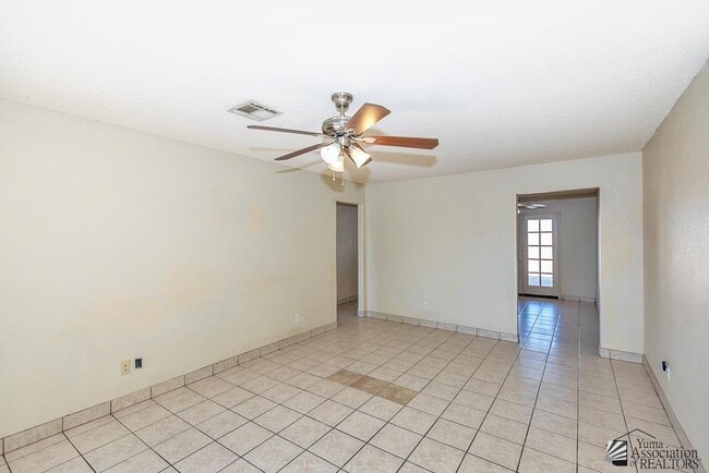 Building Photo - 1740 S 48th Way