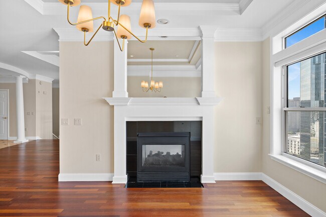 Building Photo - 3334 Peachtree Rd NE