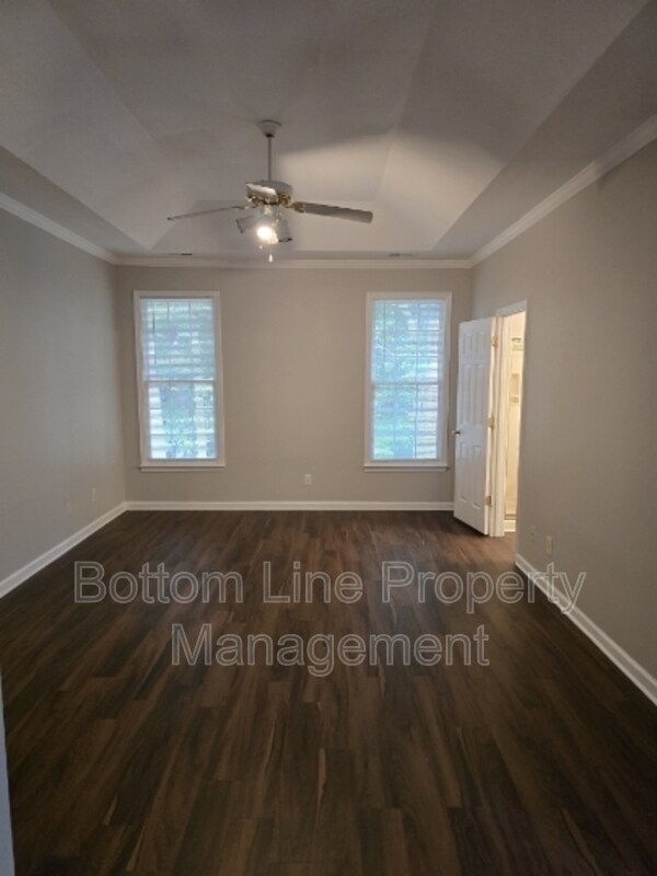 Building Photo - 7803 Harrington Woods Rd