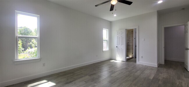 Building Photo - 8308 Prairie View Dr