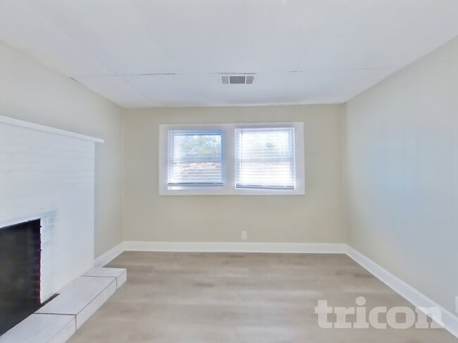 Building Photo - 2463 Yolanda Trail