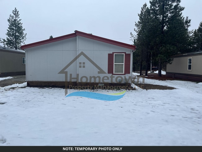 Building Photo - Cozy 2-Bed, 2-Bath Home with Off-Street Pa...