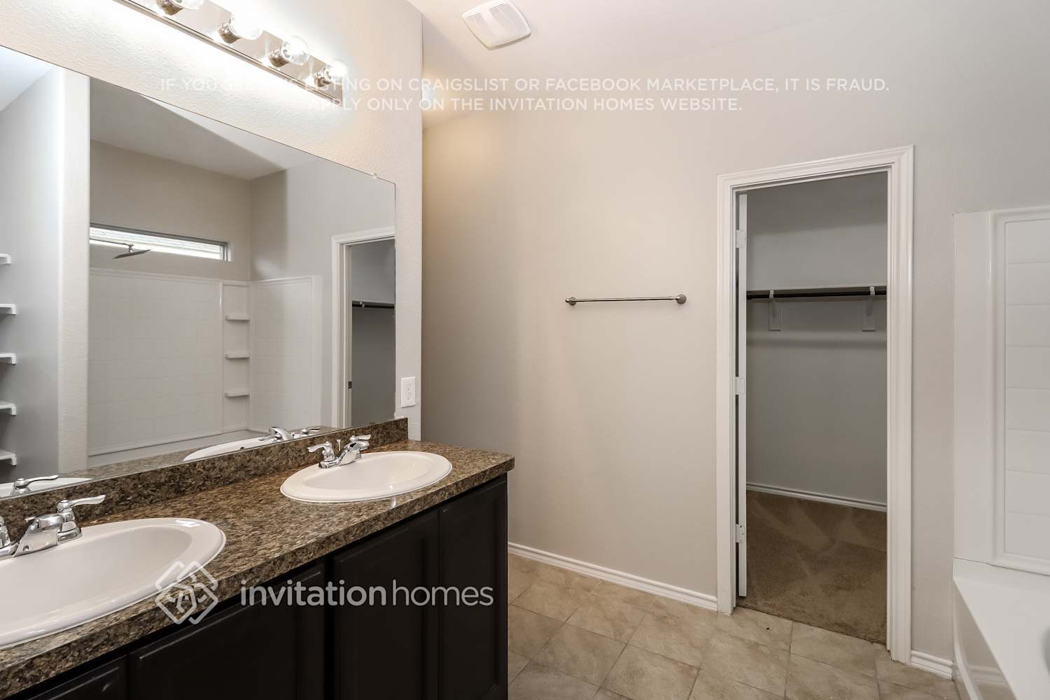 Building Photo - 652 Creekview Dr