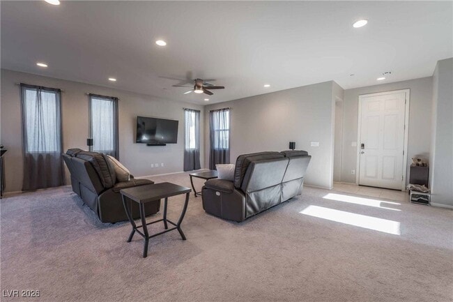 Building Photo - 1115 E Sunset Rd