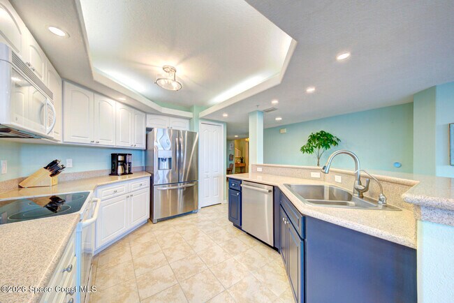 Building Photo - 8903 Laguna Ln