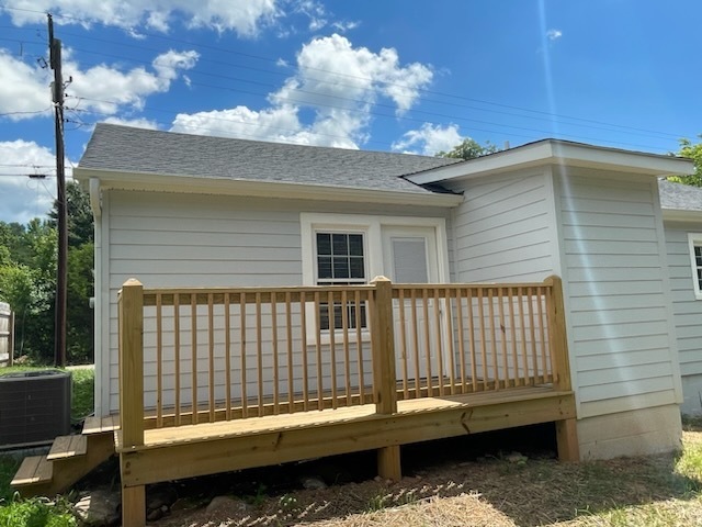 Building Photo - 3 bedroom, 2 bath ranch style home
