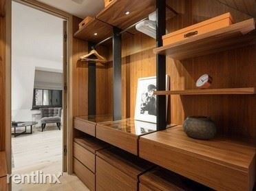 Building Photo - 900 Adams Crossing