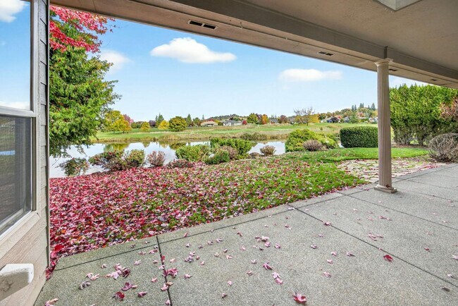 Building Photo - 460 Robert Trent Jones Blvd