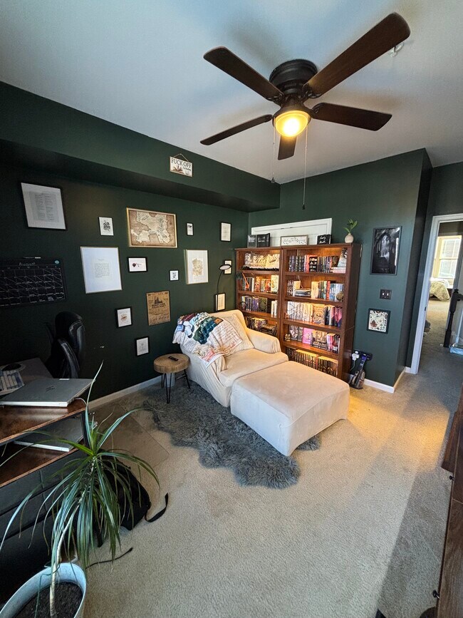 Building Photo - 25291 Gray Poplar Terrace