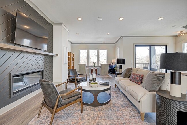 Building Photo - 208 Midland Trace Trail