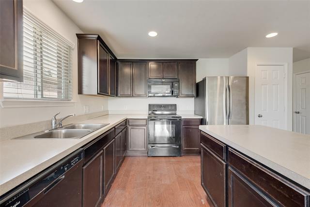 Building Photo - 3004 Pinyon Pl