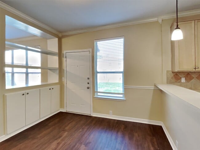 Building Photo - 3203 Farrel Hill St