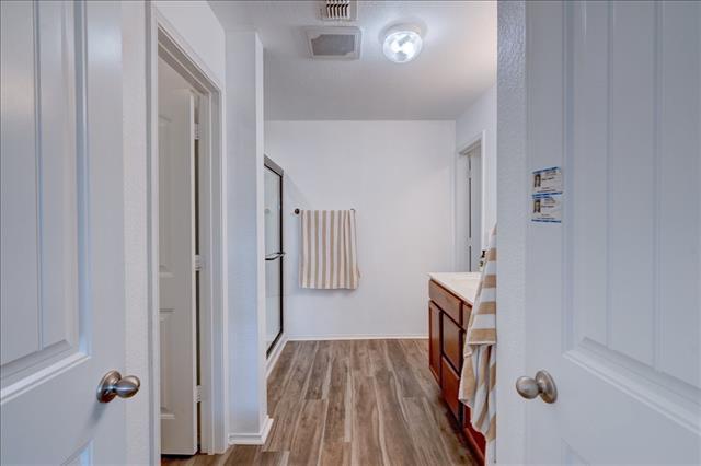 Building Photo - 6233 Skysail Rd