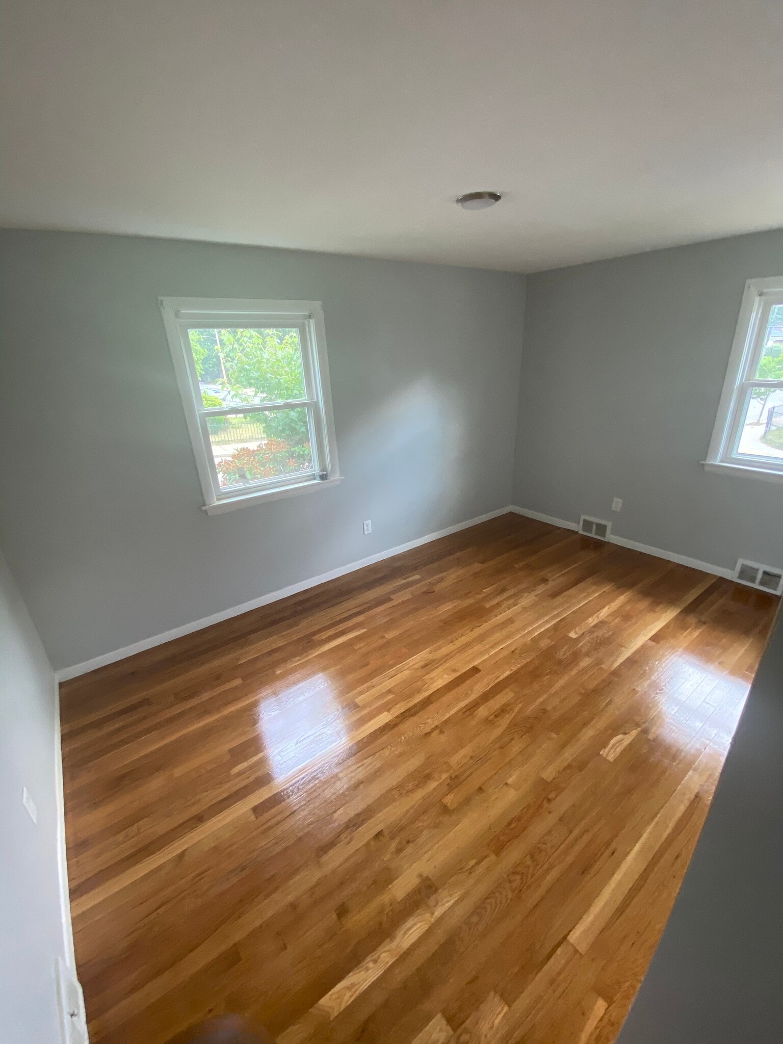 Building Photo - 121 Orlando St