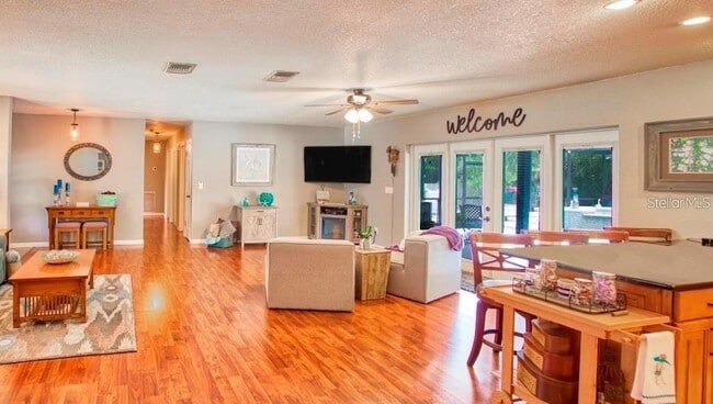 Building Photo - 12802 N 53rd St