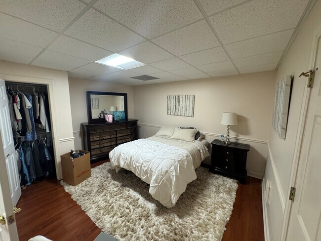 Building Photo - 691 Bear Creek Rd